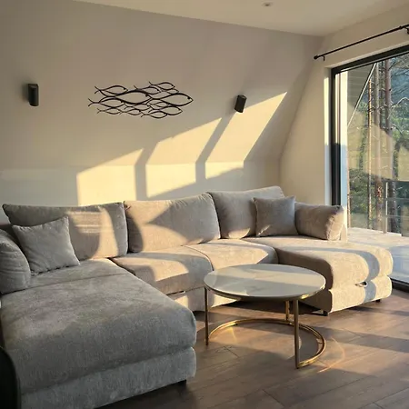 La Casa *