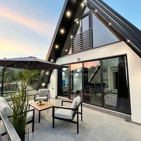 La Casa בית נופש יאיצי